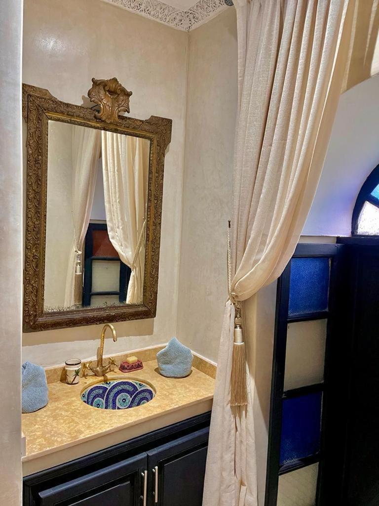 Riad Ta'Achchaqa Marrakesh Exterior photo