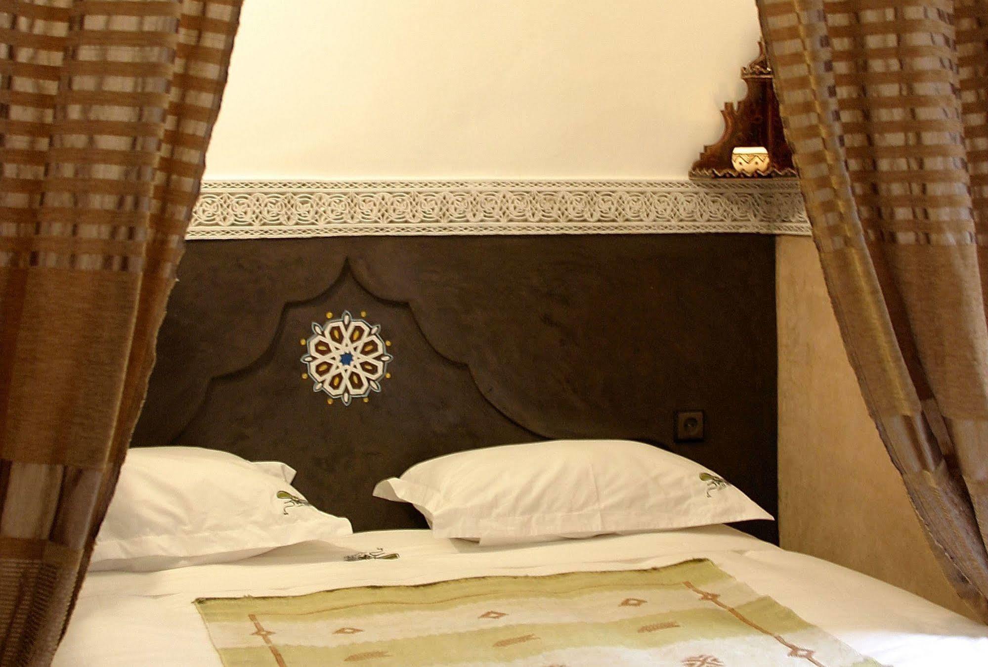 Riad Ta'Achchaqa Marrakesh Exterior photo